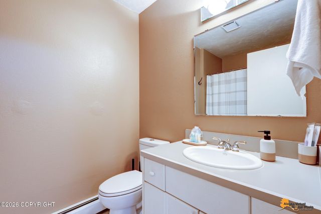 6000 Staedem Drive, Anchorage, AK 99504