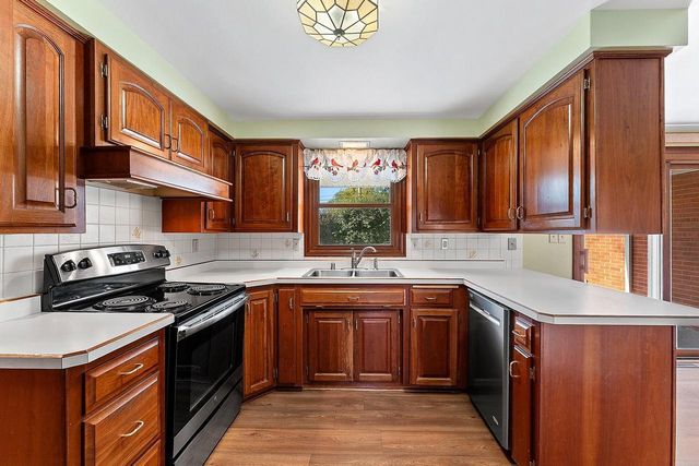 501 ST MARYS BOULEVARD, Green Bay, WI 54301