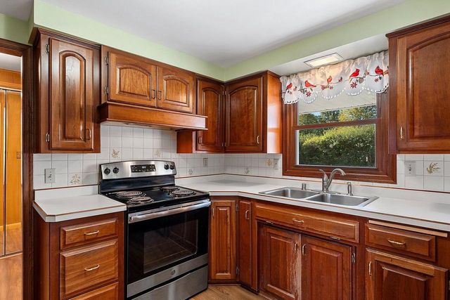 501 ST MARYS BOULEVARD, Green Bay, WI 54301