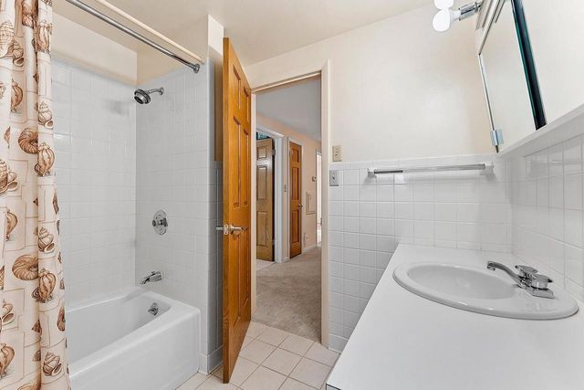 501 ST MARYS BOULEVARD, Green Bay, WI 54301