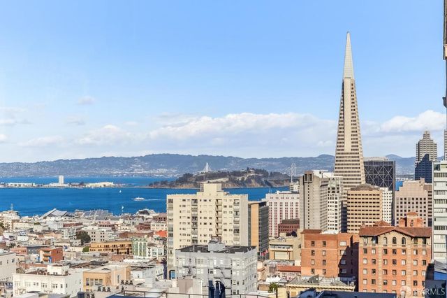 1150 Sacramento Street 701, San Francisco, CA 94108