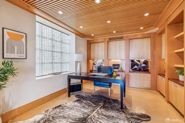 1150 Sacramento Street 701, San Francisco, CA 94108