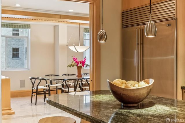 1150 Sacramento Street 701, San Francisco, CA 94108