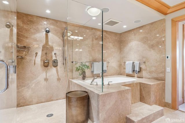 1150 Sacramento Street 701, San Francisco, CA 94108