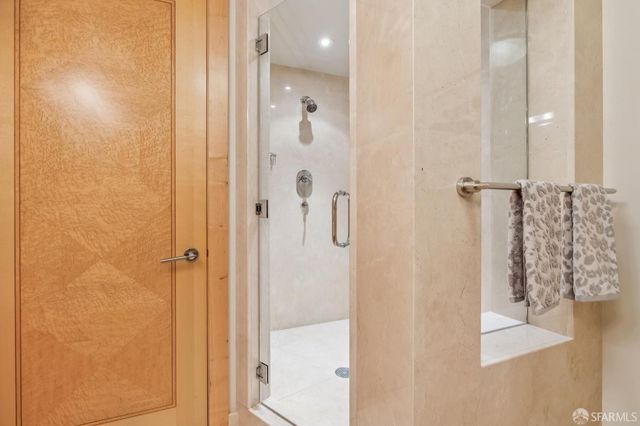 1150 Sacramento Street 701, San Francisco, CA 94108