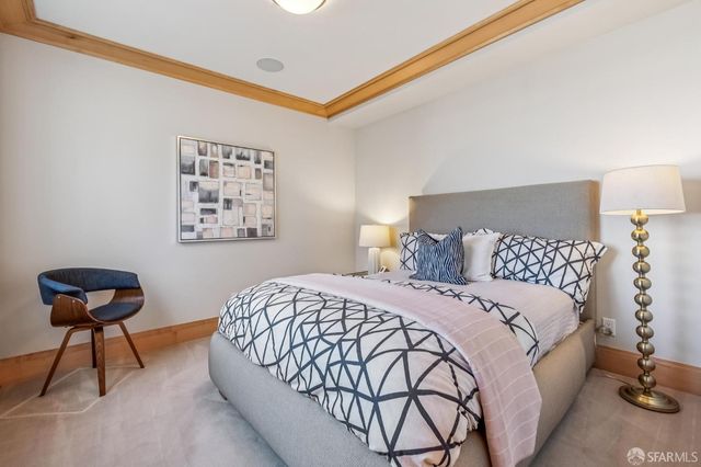 1150 Sacramento Street 701, San Francisco, CA 94108