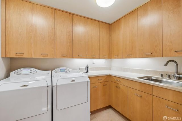 1150 Sacramento Street 701, San Francisco, CA 94108