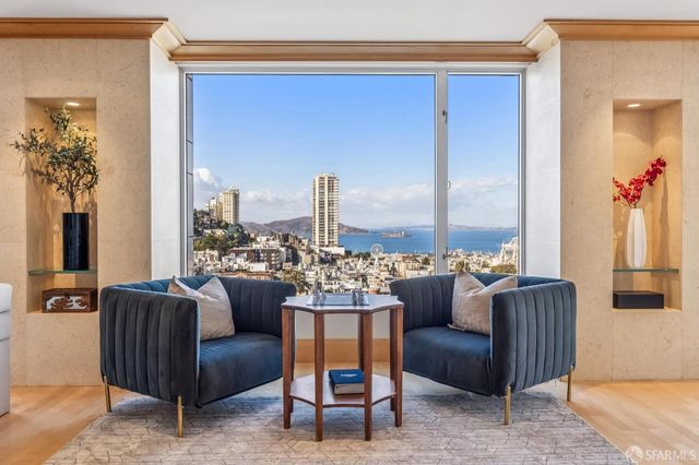 1150 Sacramento Street 701, San Francisco, CA 94108