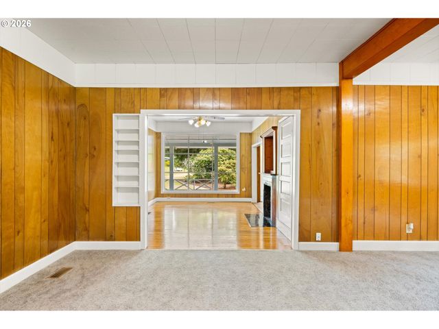 15693 S HIDDEN Rd, Mulino, OR 97042