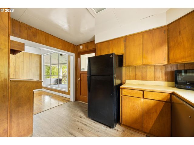 15693 S HIDDEN Rd, Mulino, OR 97042