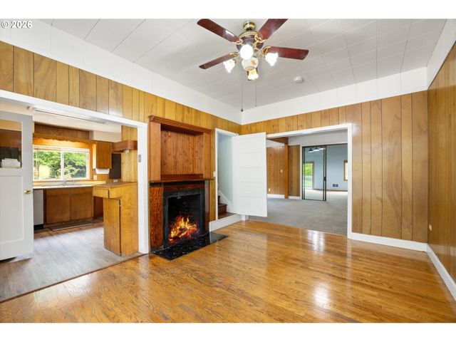 15693 S HIDDEN Rd, Mulino, OR 97042