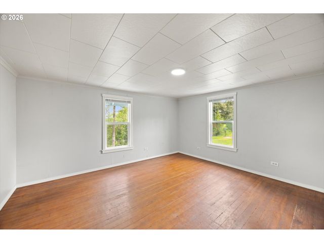 15693 S HIDDEN Rd, Mulino, OR 97042
