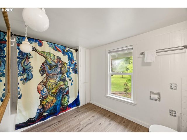 15693 S HIDDEN Rd, Mulino, OR 97042