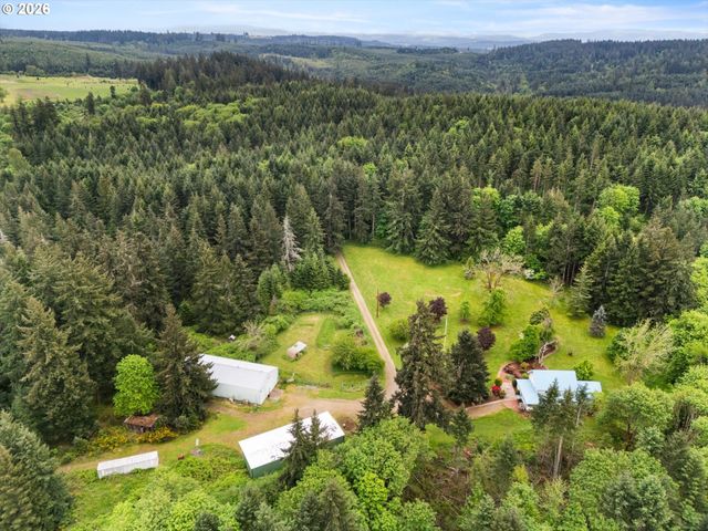 15693 S HIDDEN Rd, Mulino, OR 97042