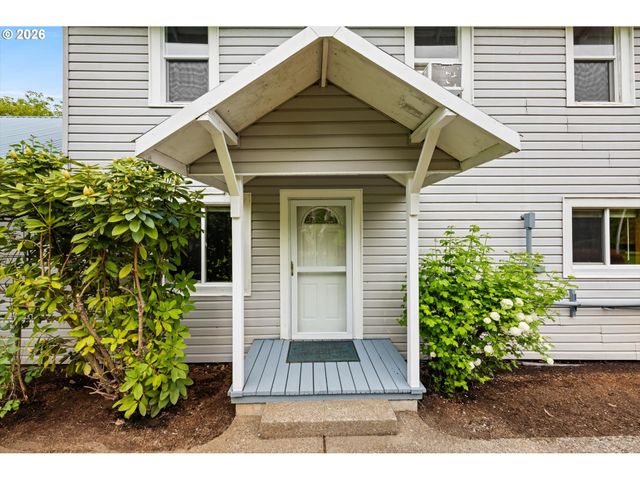 15693 S HIDDEN Rd, Mulino, OR 97042
