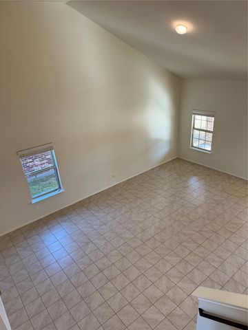 2258 Bryant Lane, Fate, TX 75189