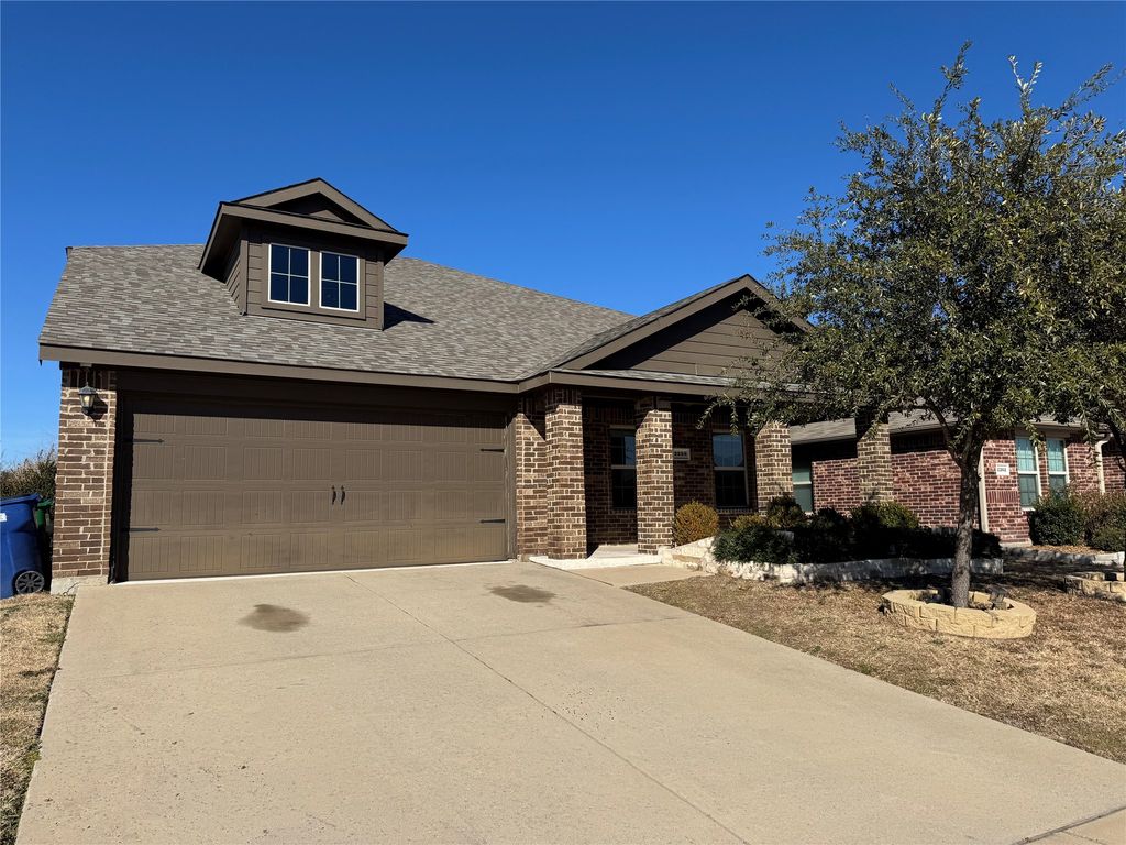 2258 Bryant Lane, Fate, TX 75189