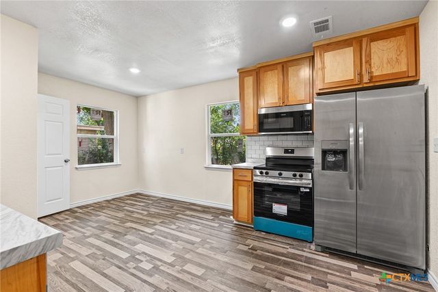 906 Attas Avenue, Killeen, TX 76541