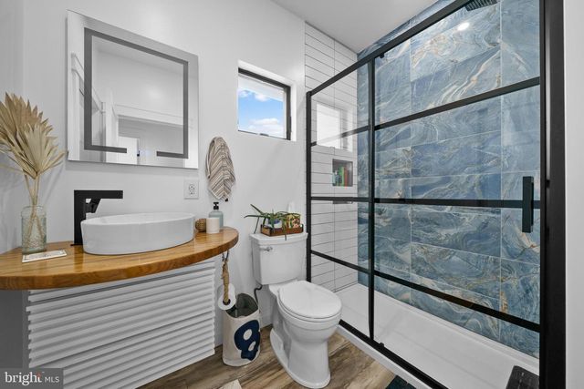 69 BEACH AVE, Cape May Court House, NJ 08210