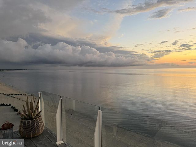 69 BEACH AVE, Cape May Court House, NJ 08210