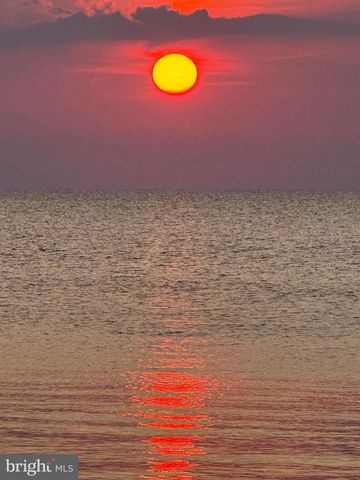 69 BEACH AVE, Cape May Court House, NJ 08210