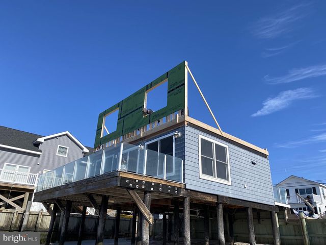 69 BEACH AVE, Cape May Court House, NJ 08210