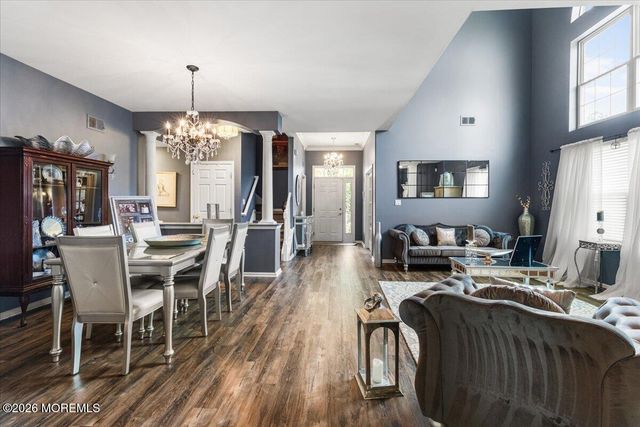27 Derry Meeting Drive, Manalapan, NJ 07726