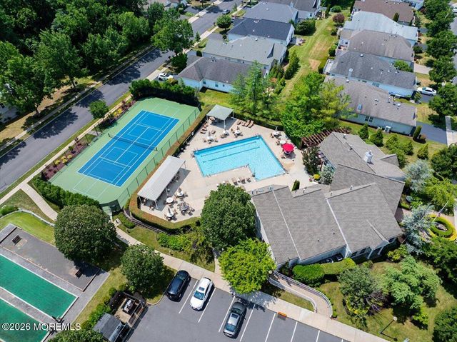 27 Derry Meeting Drive, Manalapan, NJ 07726