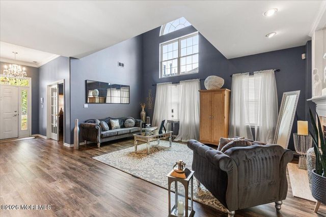 27 Derry Meeting Drive, Manalapan, NJ 07726