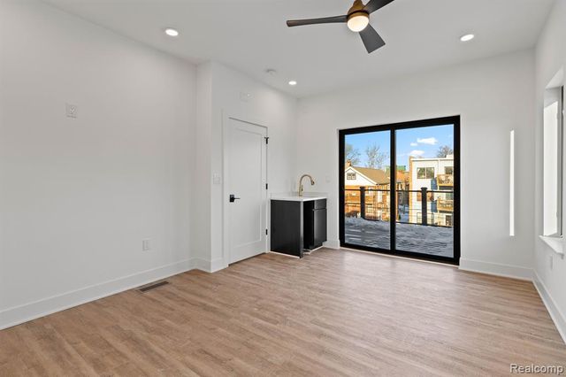 5220 Avery Street 7, Detroit, MI 48208