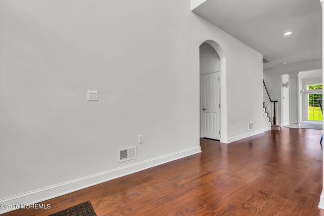 22 Bayville Way, Waretown, NJ 08758