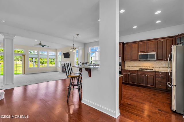 22 Bayville Way, Waretown, NJ 08758
