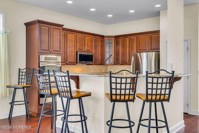 22 Bayville Way, Waretown, NJ 08758