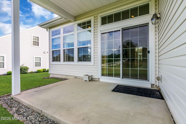 22 Bayville Way, Waretown, NJ 08758