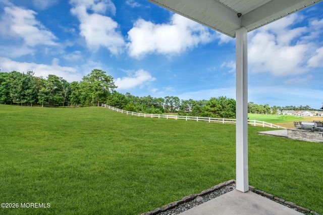 22 Bayville Way, Waretown, NJ 08758