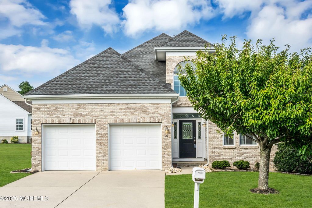 22 Bayville Way, Waretown, NJ 08758