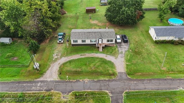 210 W 2nd Street, Mulberry, AR 72947