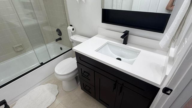 1536 W Meadows Circle W, Boynton Beach, FL 33436