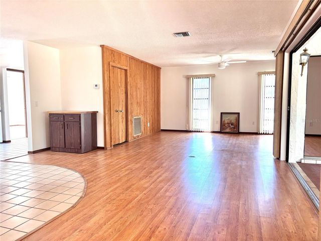 324 ALEMANDER AVENUE, Debary, FL 32713