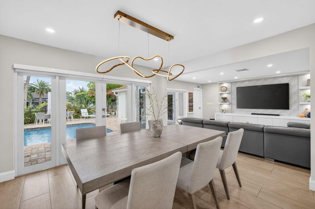 2760 NE 55th Street, Fort Lauderdale, FL 33308