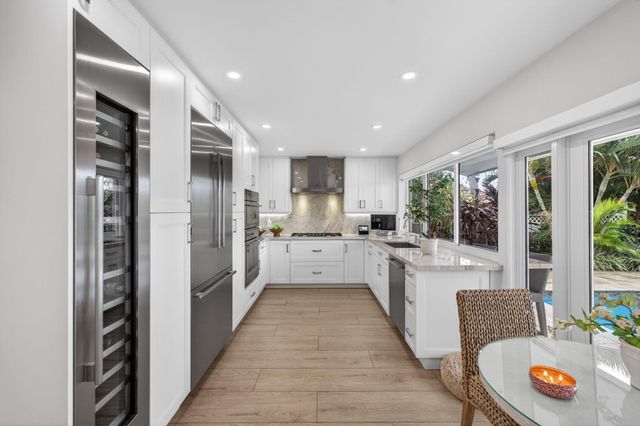 2760 NE 55th Street, Fort Lauderdale, FL 33308