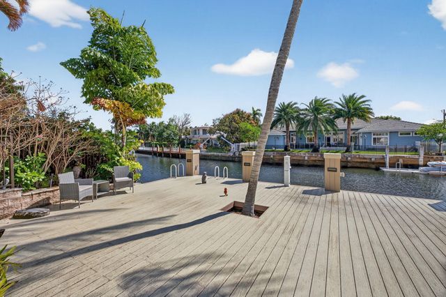 2760 NE 55th Street, Fort Lauderdale, FL 33308