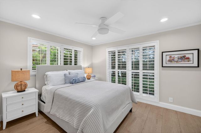 2760 NE 55th Street, Fort Lauderdale, FL 33308