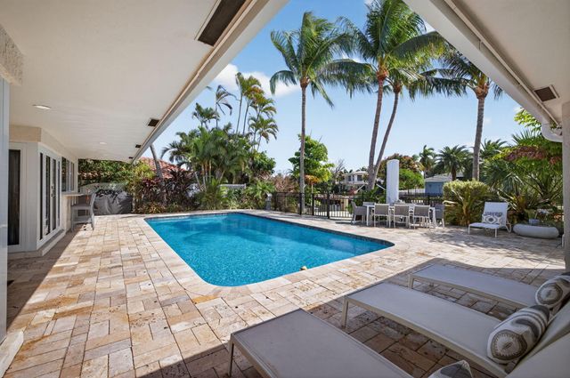 2760 NE 55th Street, Fort Lauderdale, FL 33308