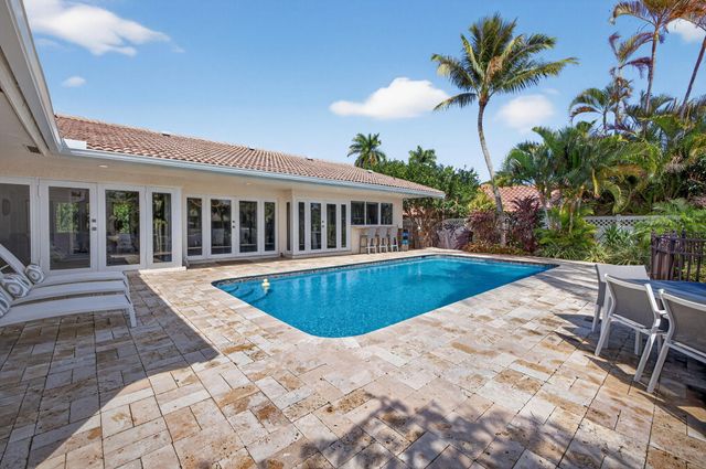 2760 NE 55th Street, Fort Lauderdale, FL 33308