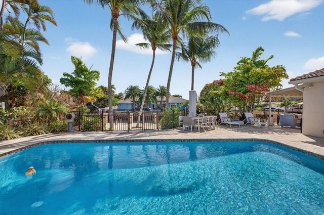 2760 NE 55th Street, Fort Lauderdale, FL 33308