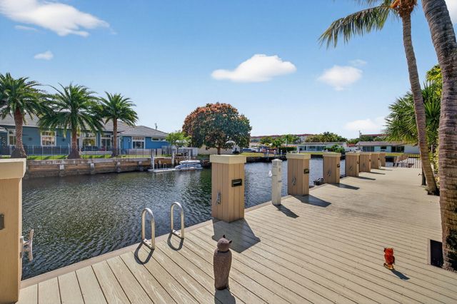 2760 NE 55th Street, Fort Lauderdale, FL 33308