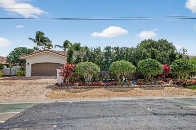 2760 NE 55th Street, Fort Lauderdale, FL 33308