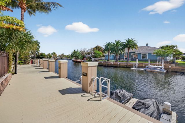 2760 NE 55th Street, Fort Lauderdale, FL 33308