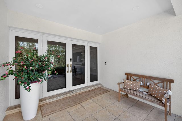 2760 NE 55th Street, Fort Lauderdale, FL 33308